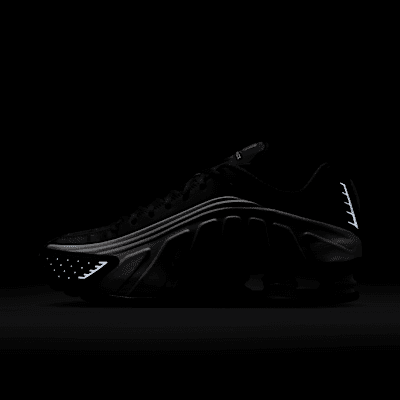 ナイキ ショックス R4 NIKE公式】ナイキ ショックス R4 シューズ.オンラインストア (通販サイト)